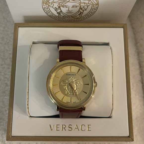 Brand New Versace Unisex Watch - Picture 1 of 8